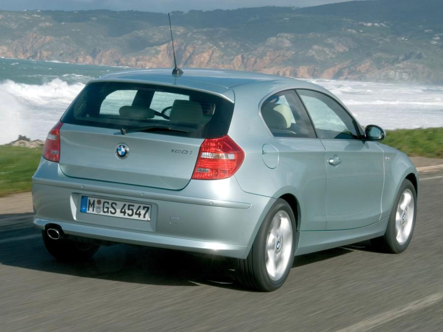  BMW 120i 3-Door 2007 года  (фото 57 из 70)